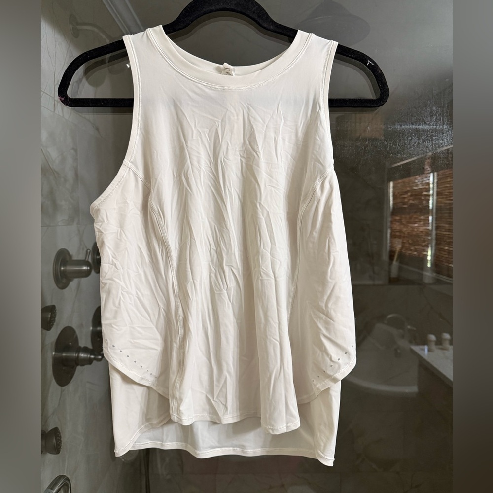 lululemon athletica White Sleeveless Scoop Neck Tank